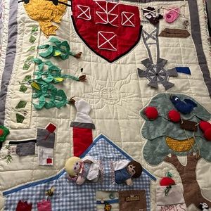 Childrens Hanging Quilt